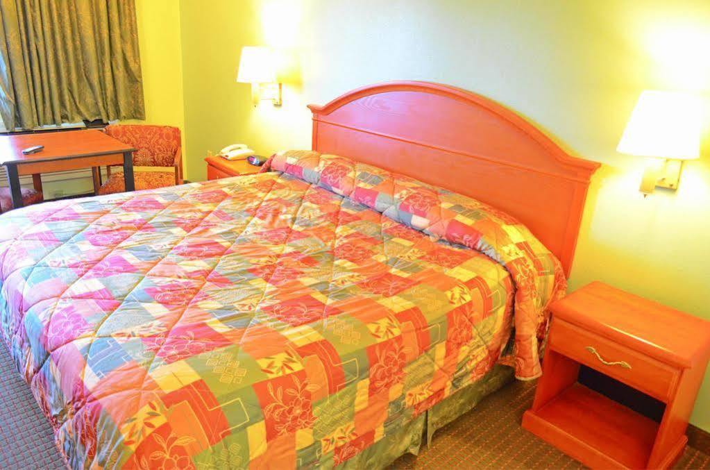Scottish Inns Westcott Street Хюстън Екстериор снимка